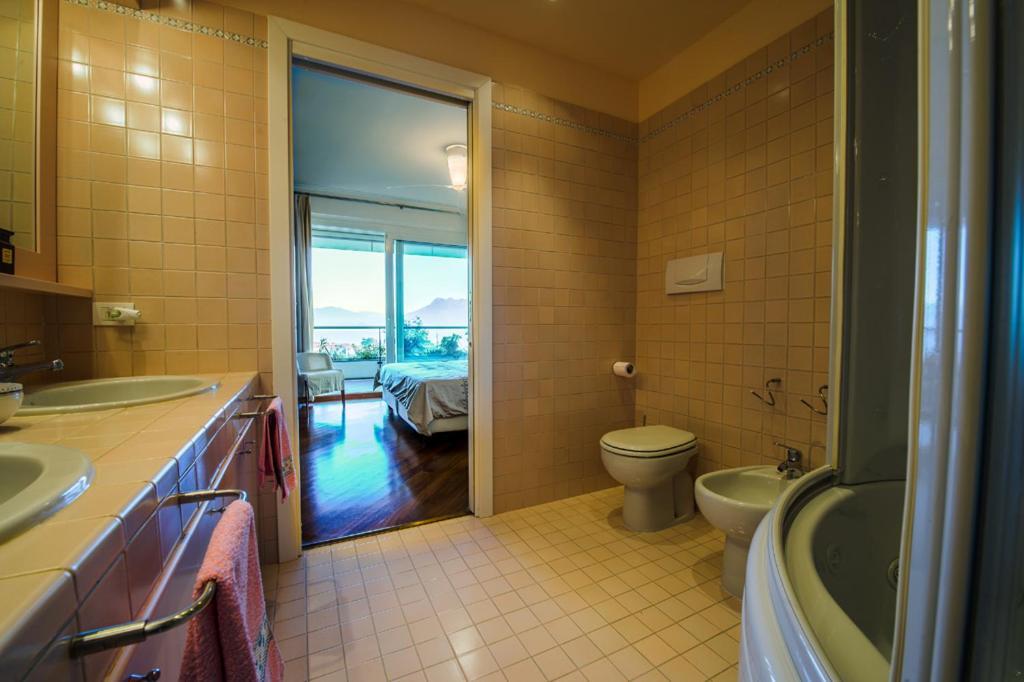 Sana Luxury Apartment Stresa